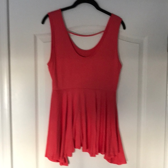 Top - Picture 1 of 2